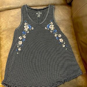 Size small American Eagle, soft and sexy tank